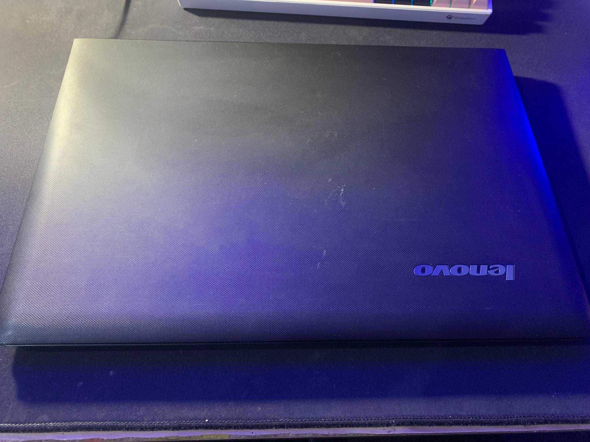 Laptop lenovo i7