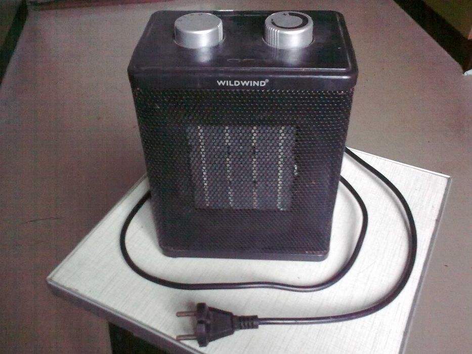 Дуйка тепловентилятор обогреватель в рабочем состоянии