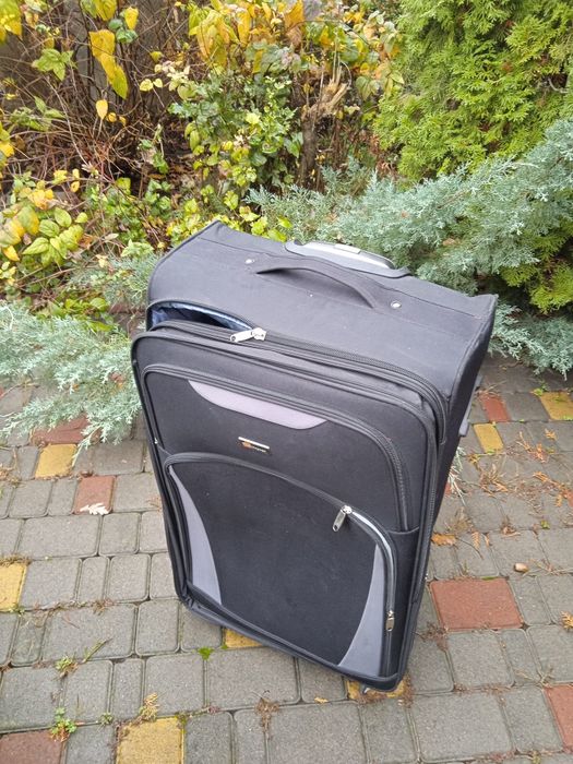 Чемодан большой 72*48*35 б у