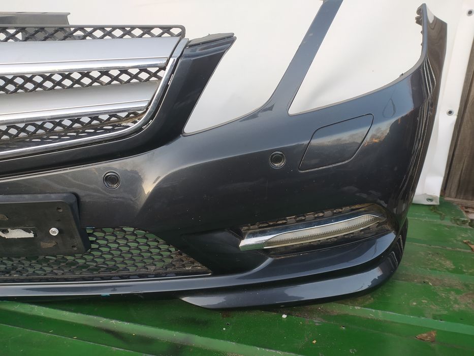 Бампер передній Mersedes W212 C207 A207 W204 купе