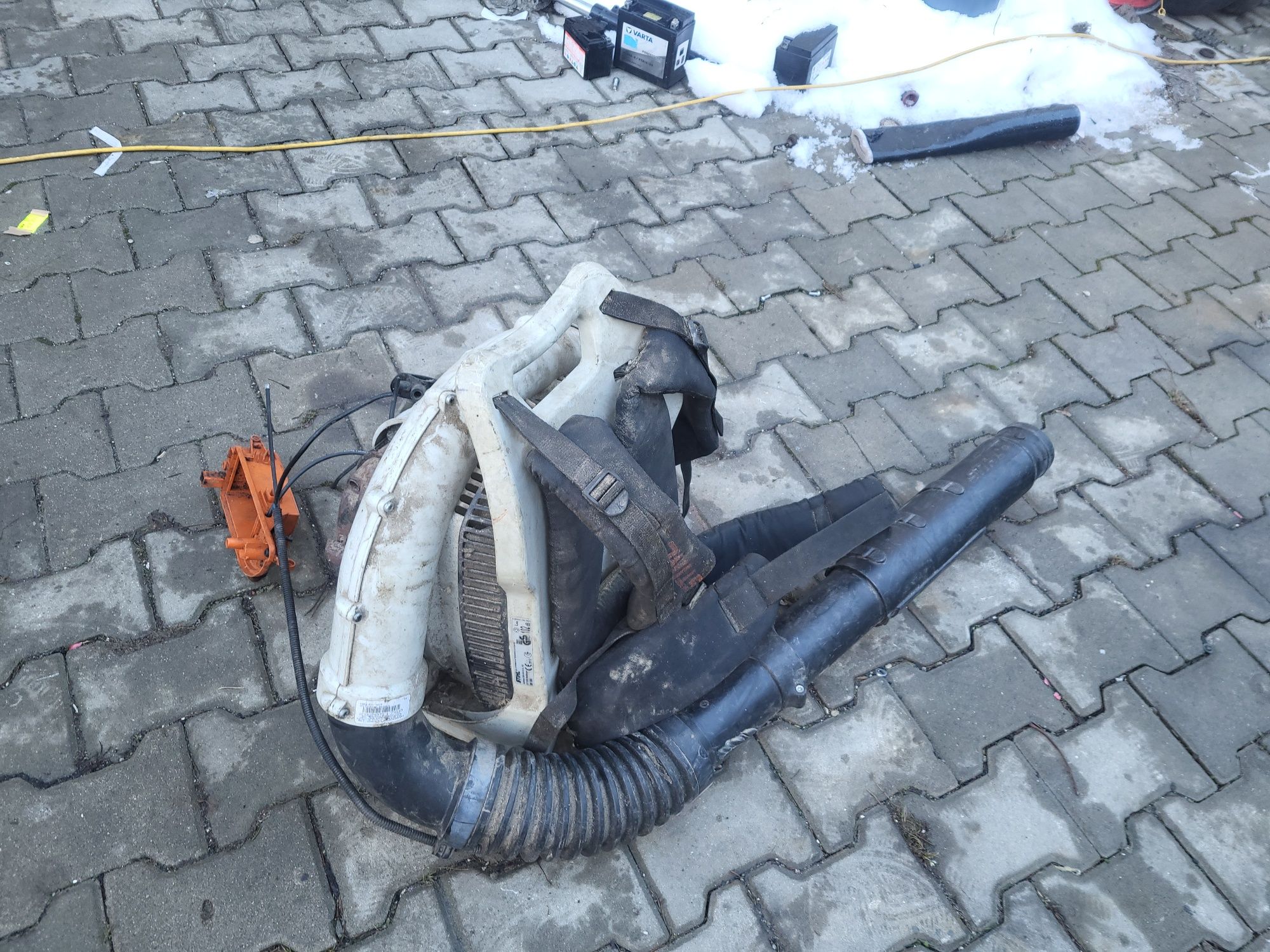 Dmuchawa plecakowa stihl br 600 uszkodzona