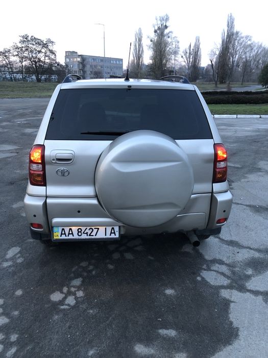 Продам Toyota RAV 4