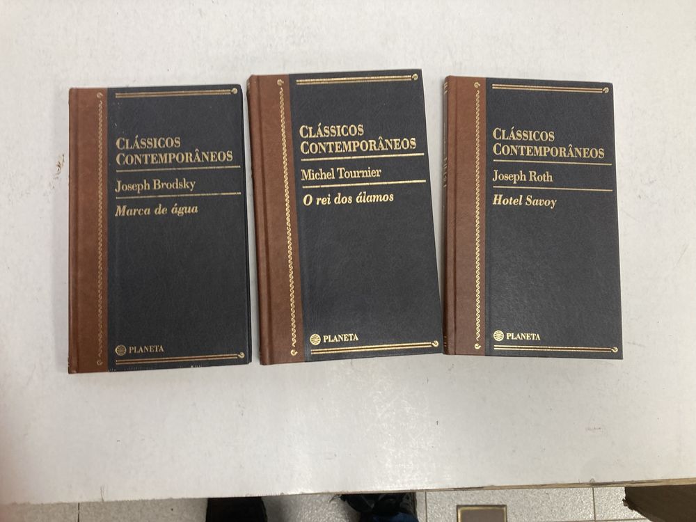 Livros Clássicos Modernos, Versículos Satânicos