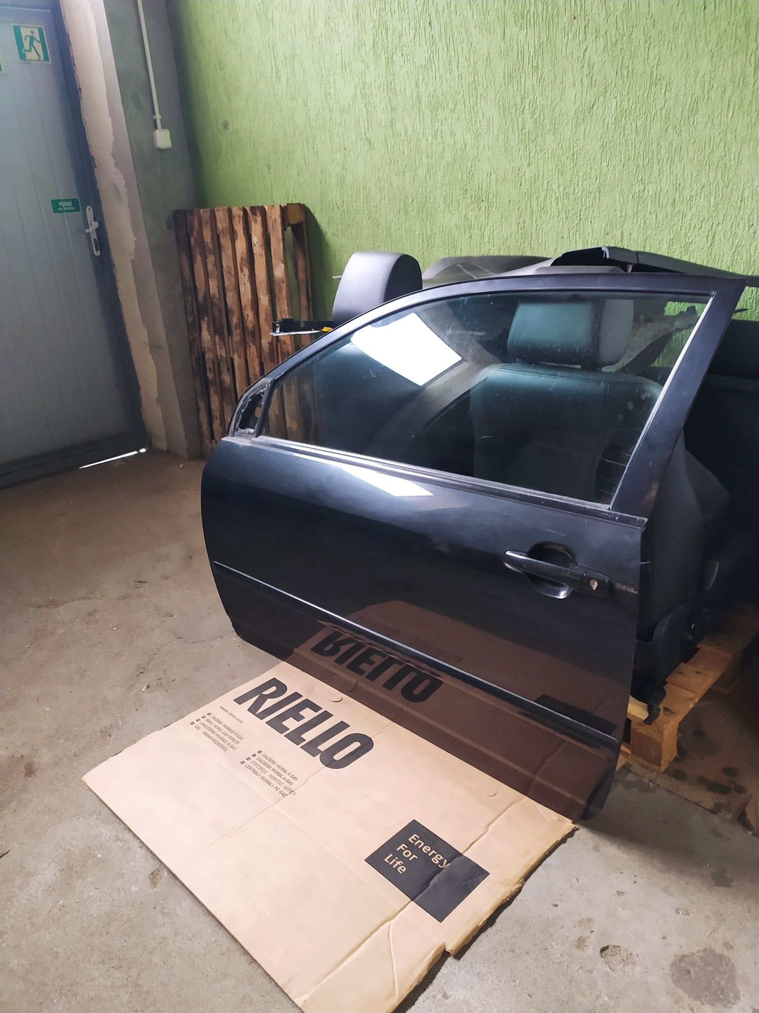 Drzwi lewe toyota corolla e12 02-07r 3d