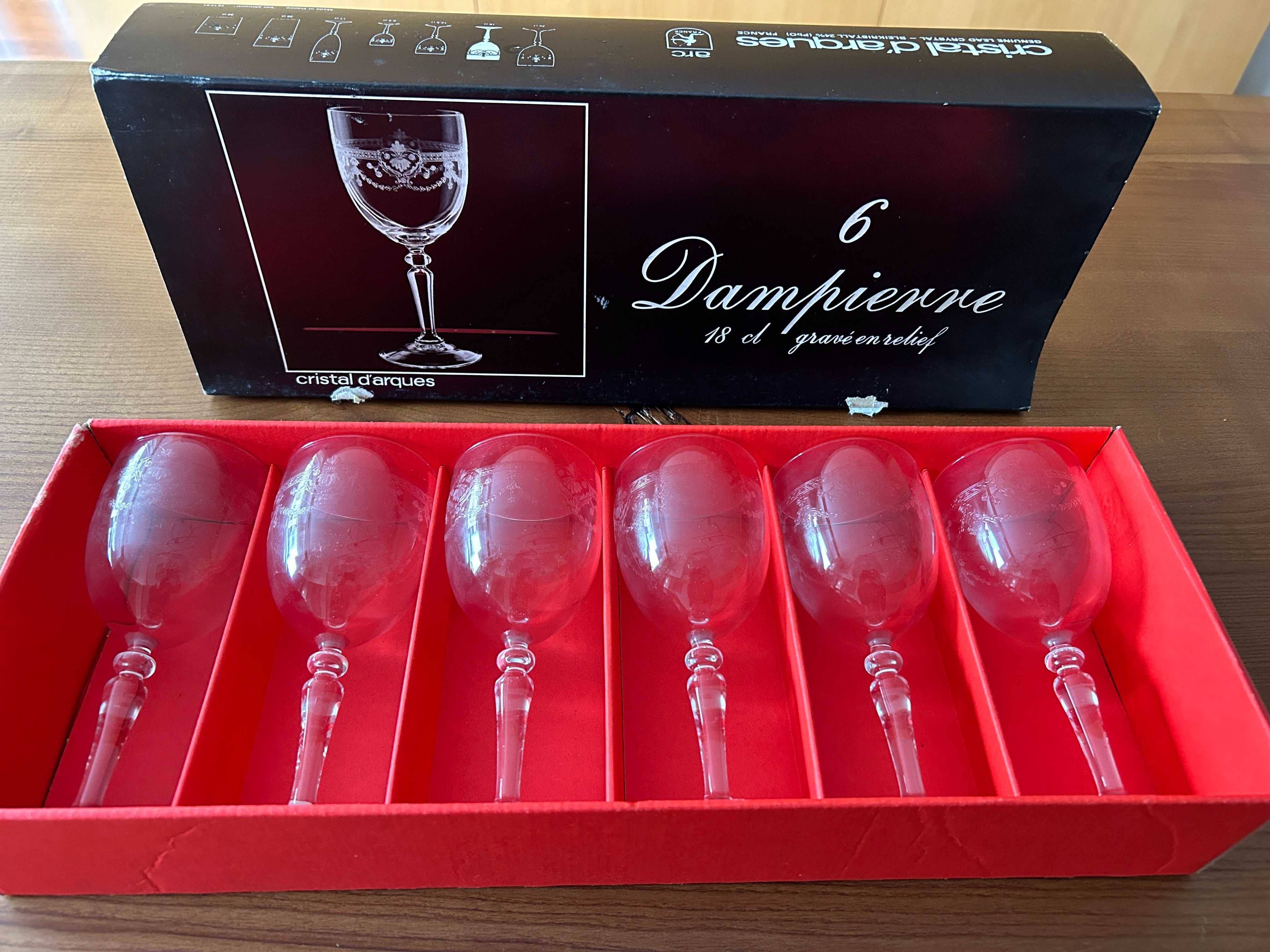 Lote de 78 copos de Cristal d'Arques, marca Dampierre