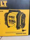 DeWalt     Compressor