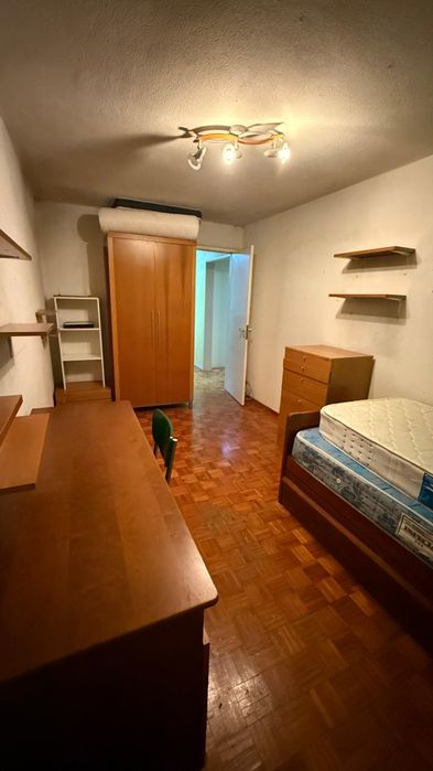 Alugo quarto Telheiras