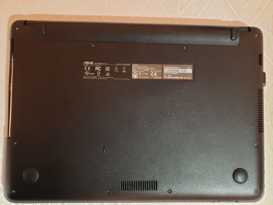 ASUS R414U під ремонт або запчастини
