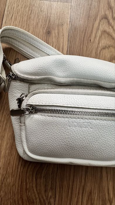 Шкіряна бананка бренду udler