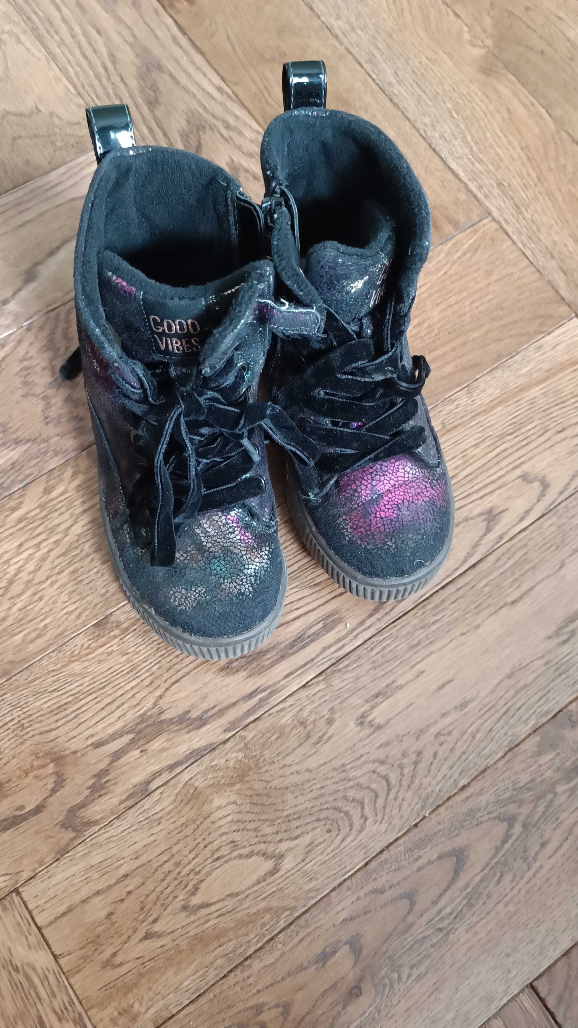 Buty wiosenno- jesienne dla dziewczynki Cool club/ smyk