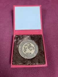 Medal Zasłużony Pracownik Handlu Zagranicznego