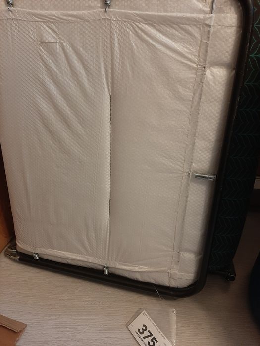 Łóżko połowę,turystyczne skladane nowe