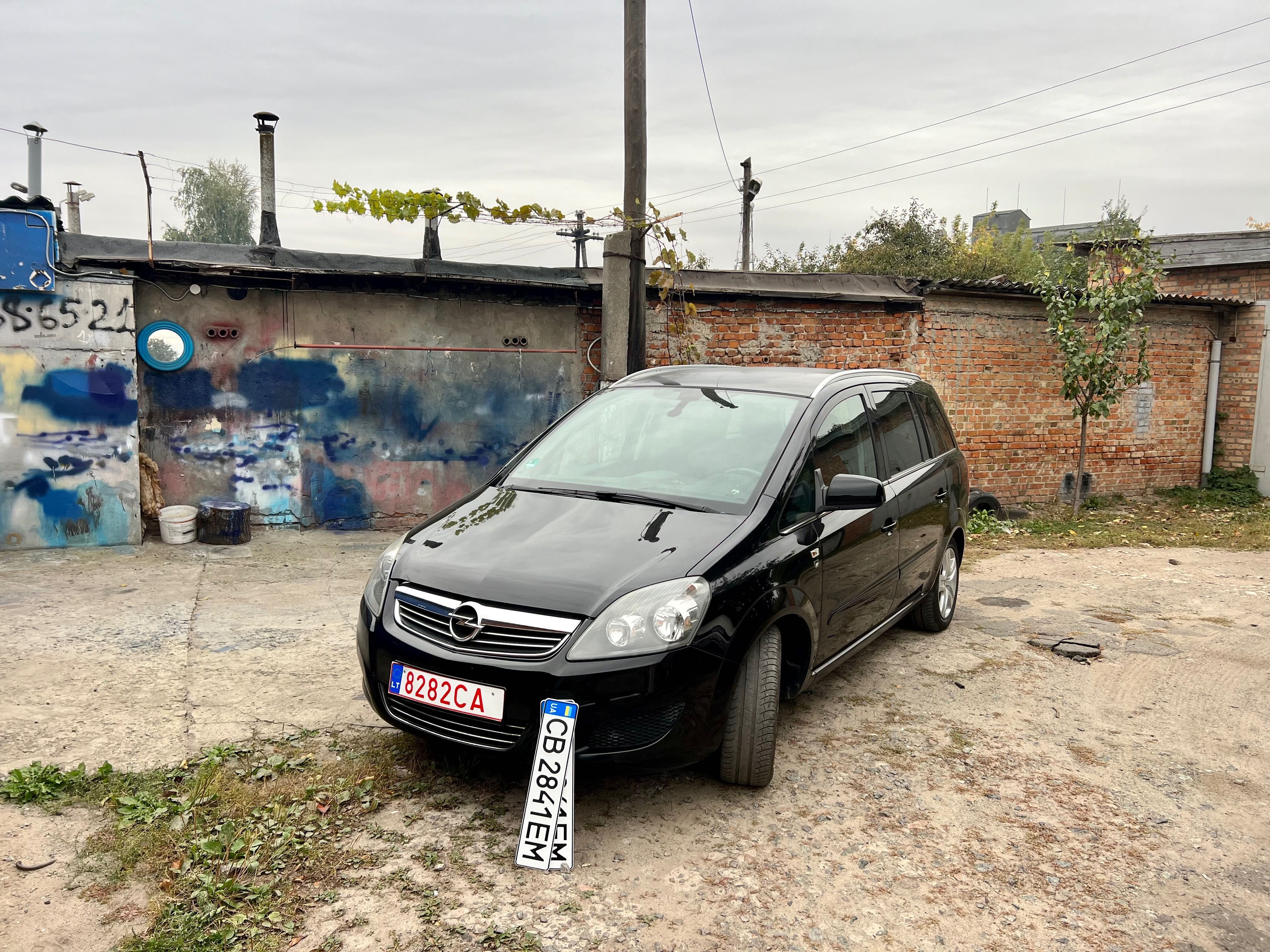 Opel Zafira Свіжо пригнана