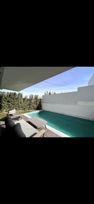 Moradia T4 para arrendar