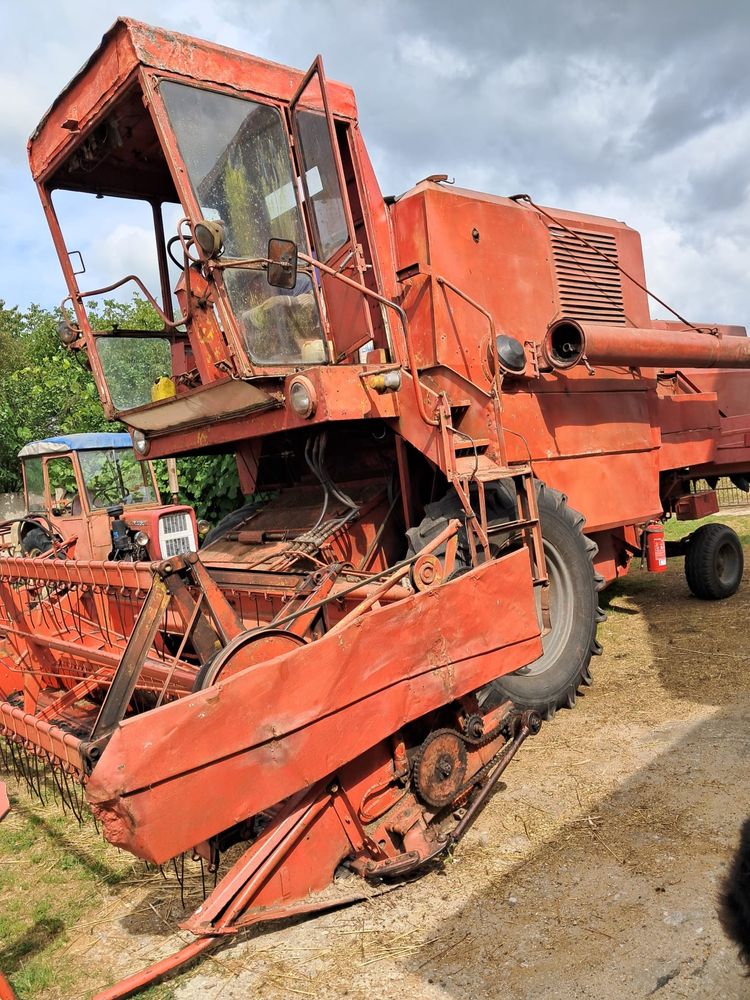 kombajn Bizon Z50, przyczepa, siewnik, kultywator , itp.