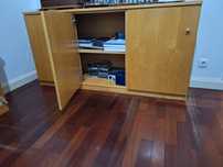 Duas estantes/ armários de escritório, atelier, sala