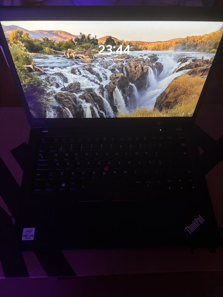 Portatil Lenovo ThinkPad T14 i7 estimado com caixa e acessórios