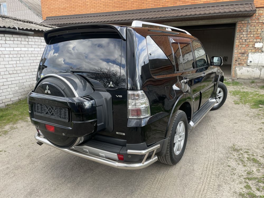 Pajero Wagon 4 газ/бензин 3.0