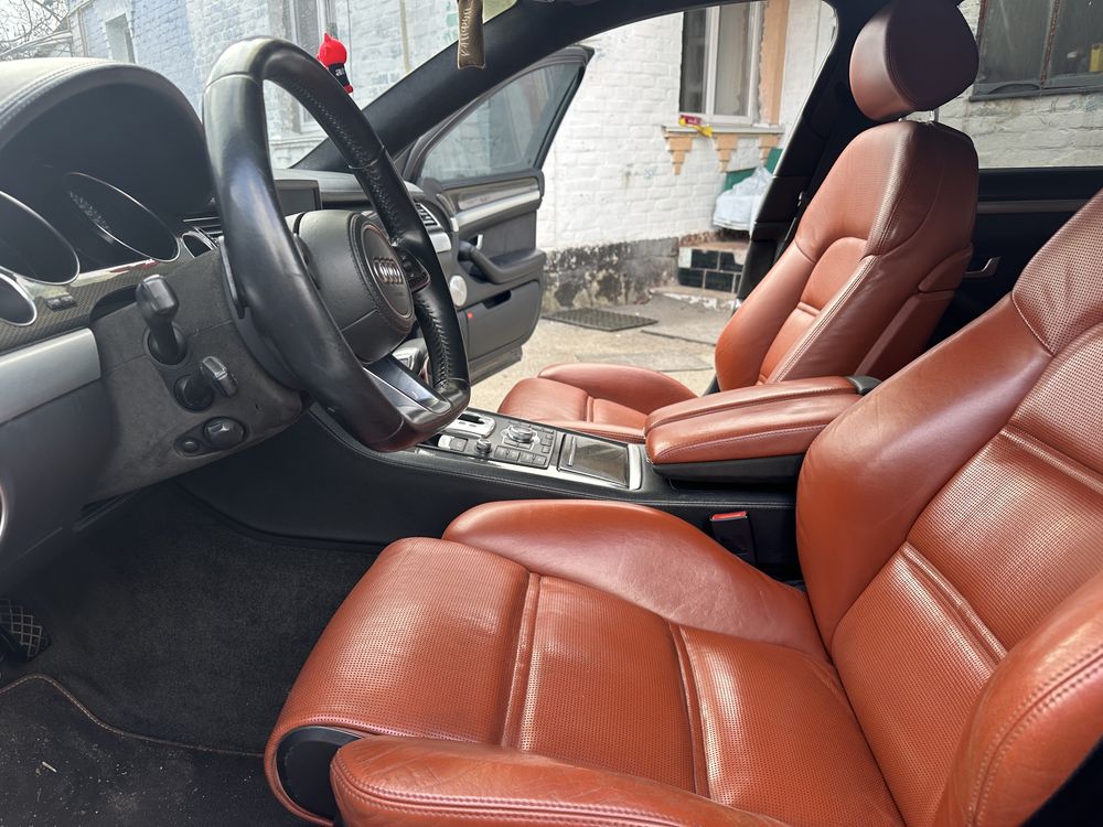 Audi s8 D3 v10 5.2 бензин вайбер чи телеграм
