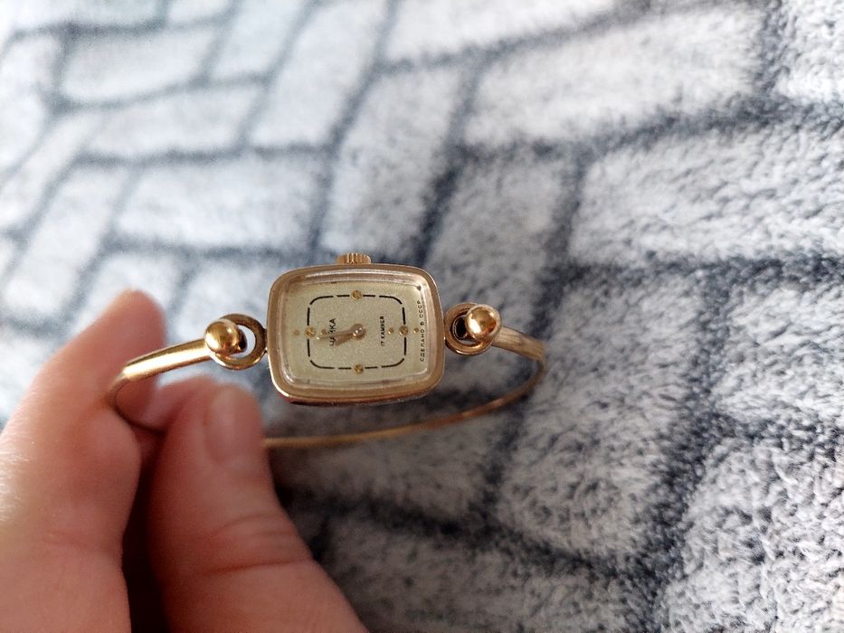 Часы Чайка 17 камней