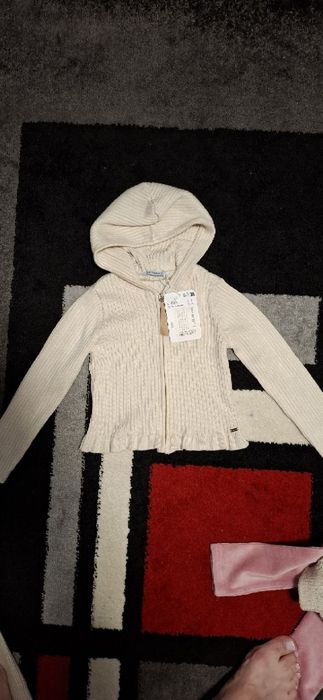 Продам нові светри, кофти mayoral, zara