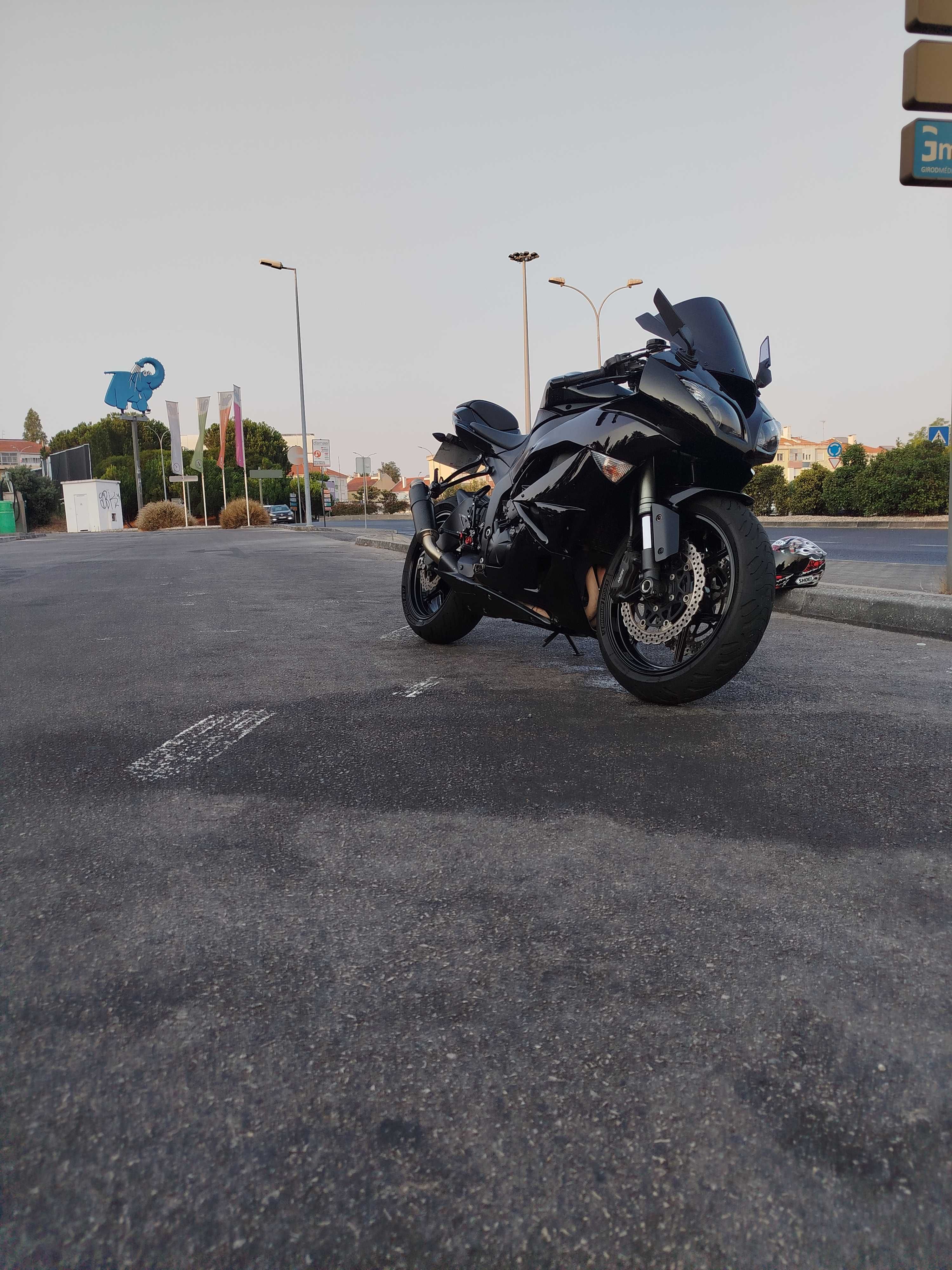 Kawasaki ZX6R 2009