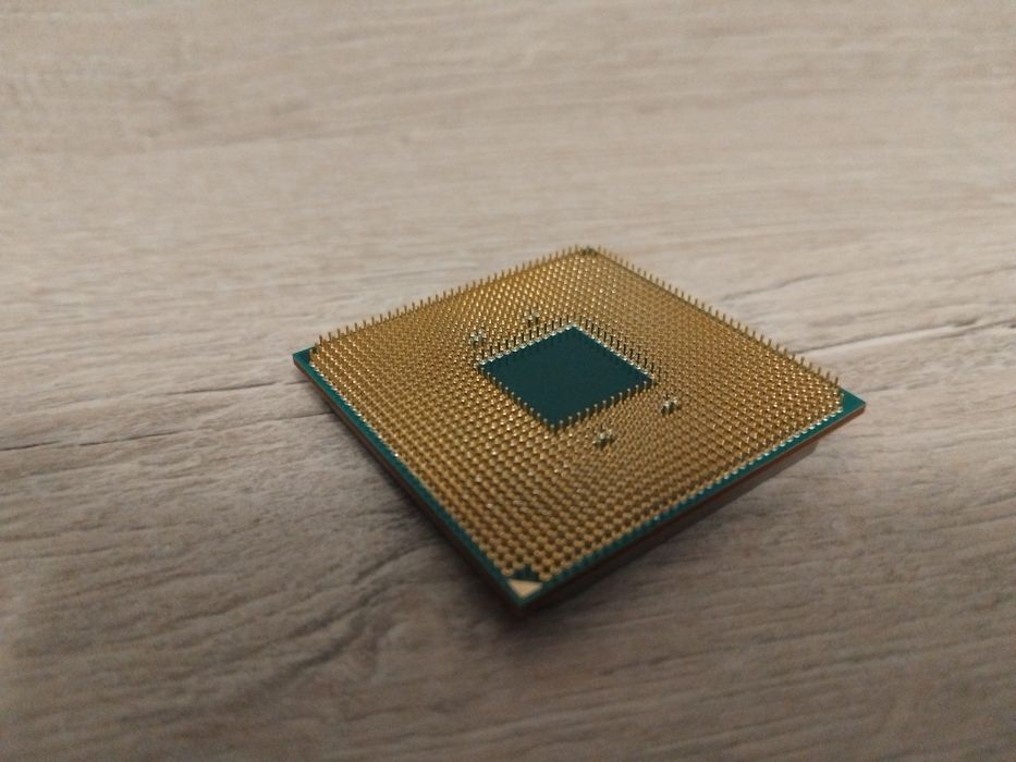 Ryzen 5 1600x в идеальном состоянии