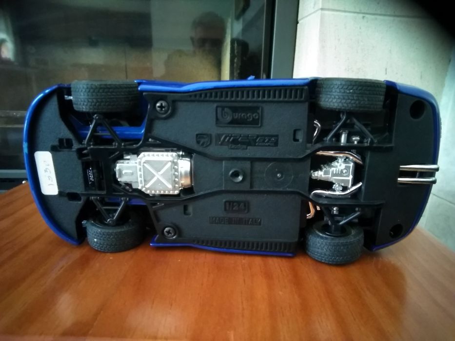 Burago - Dodge Viper GTS