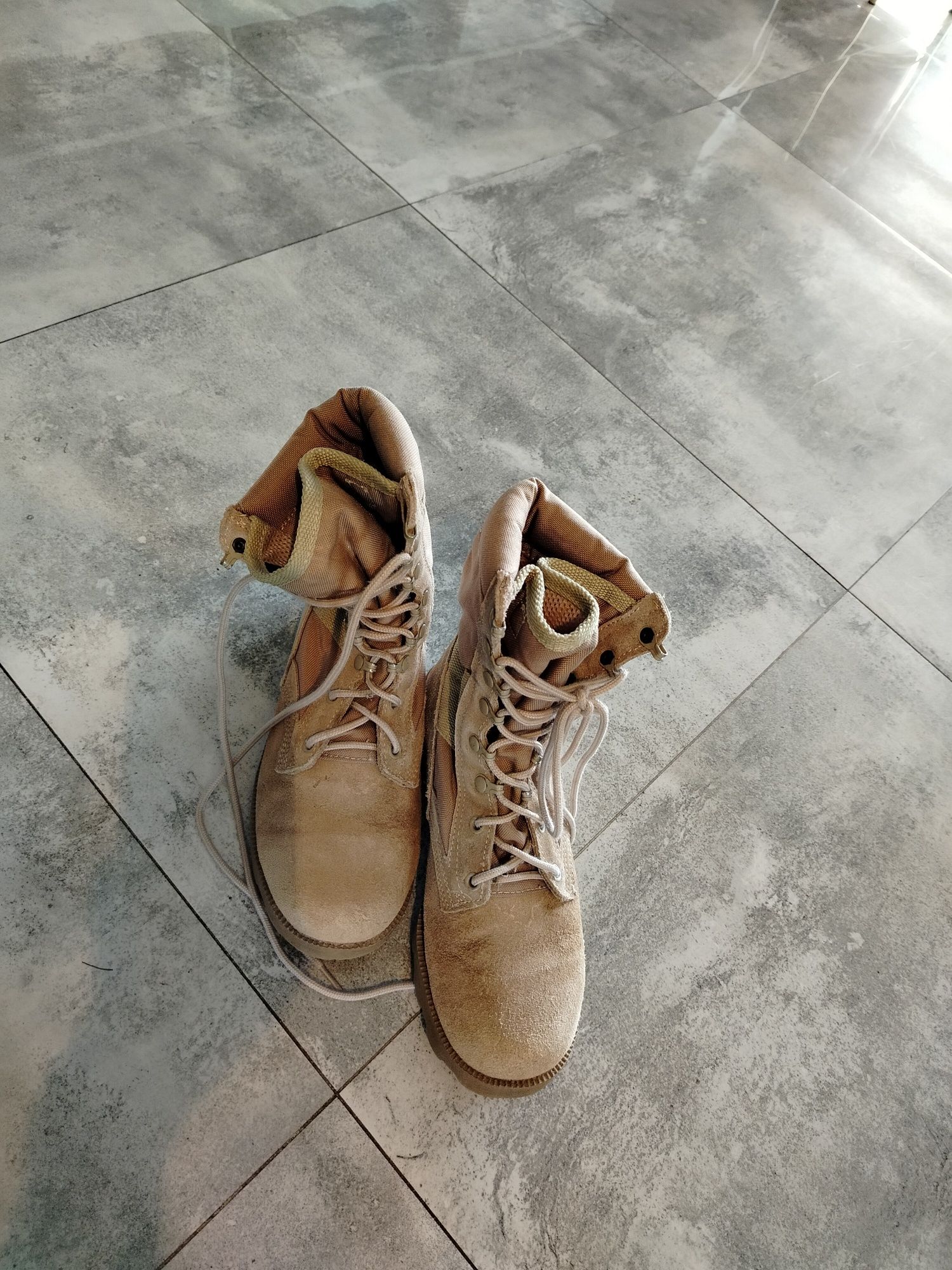 Buty trzewiki wojskowe letnie, pustynne. Mil - Tec, US Desert boots.