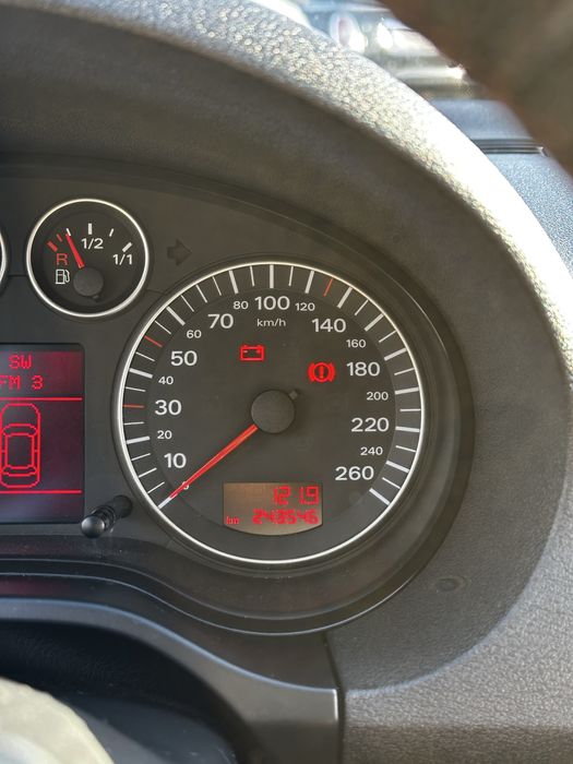 Audi A3 8P1 1.6 FSI Gasolina