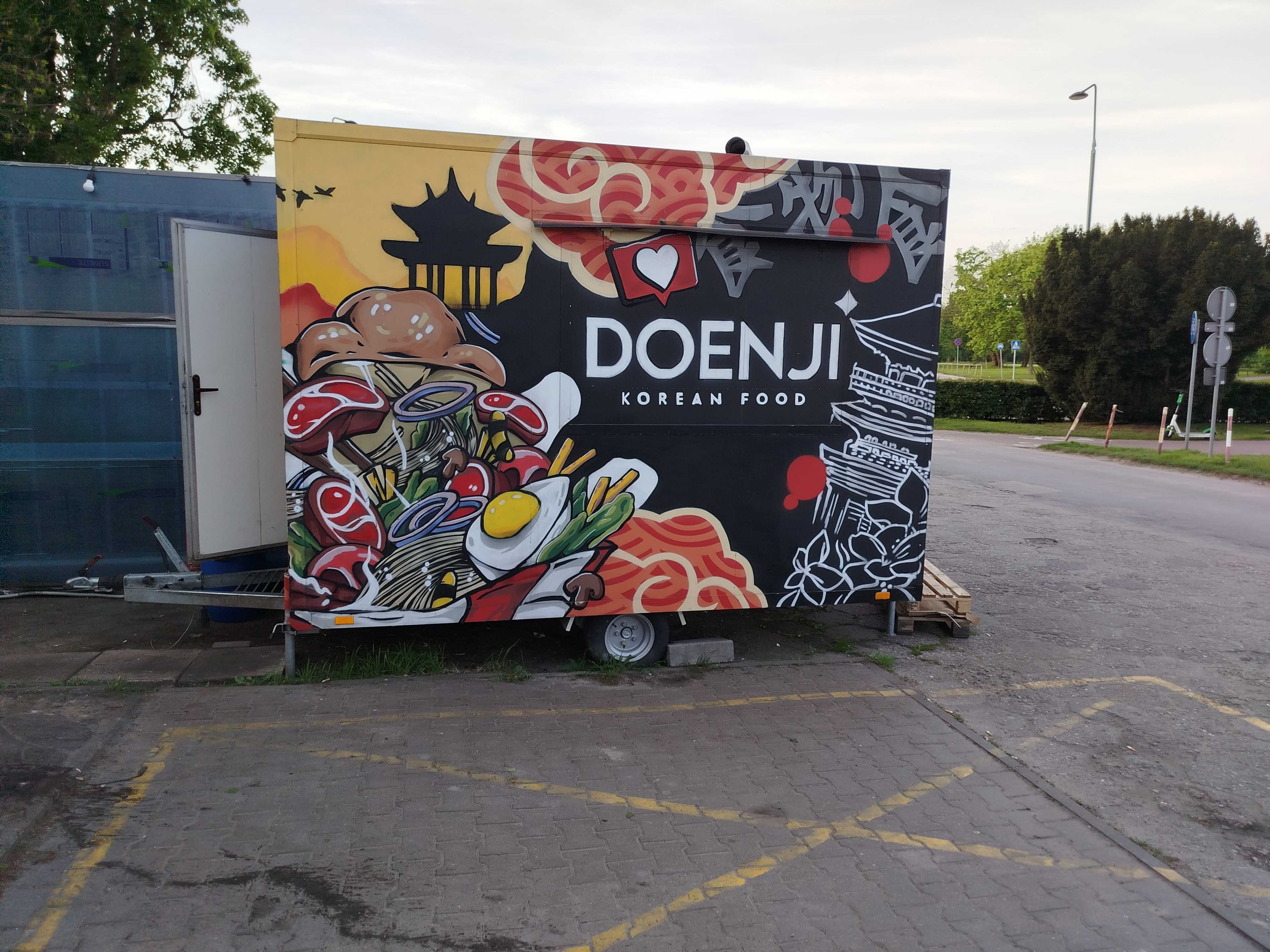 Przyczepa gastronomiczna food truck