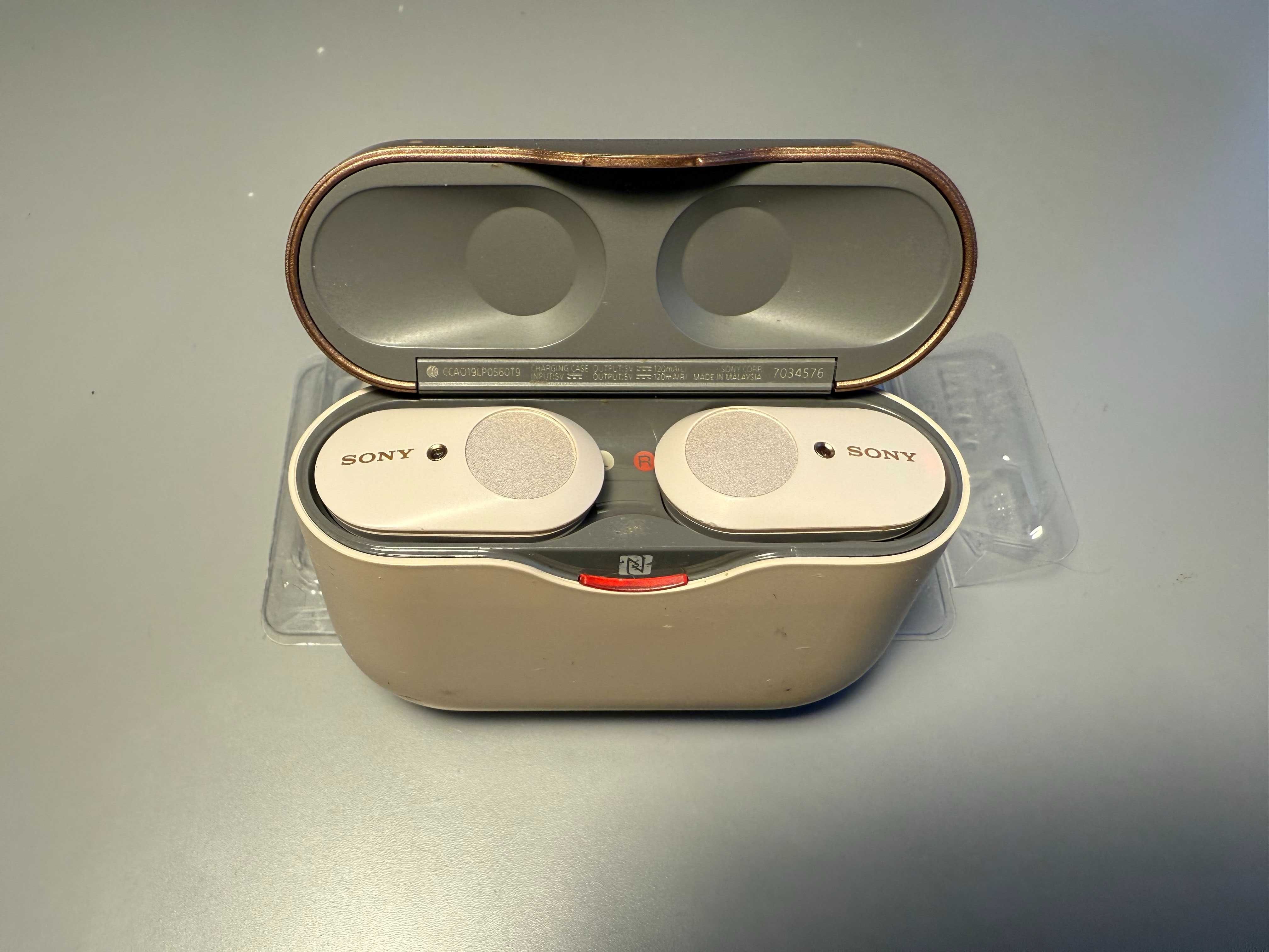 Auscultadores Sony WF-1000XM3 Bluetooth com cancelamento de ruído