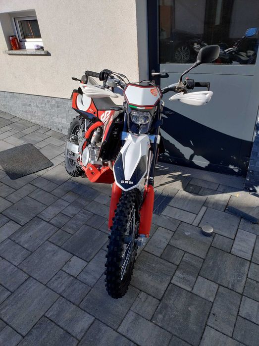 Motocykl SWM RS 500 R cross enduro