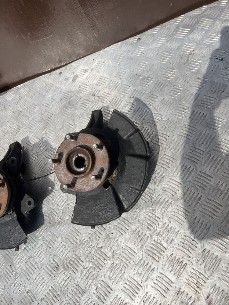 Кулак цапфа перед Хюндай туксон 08 год hyundai tucson