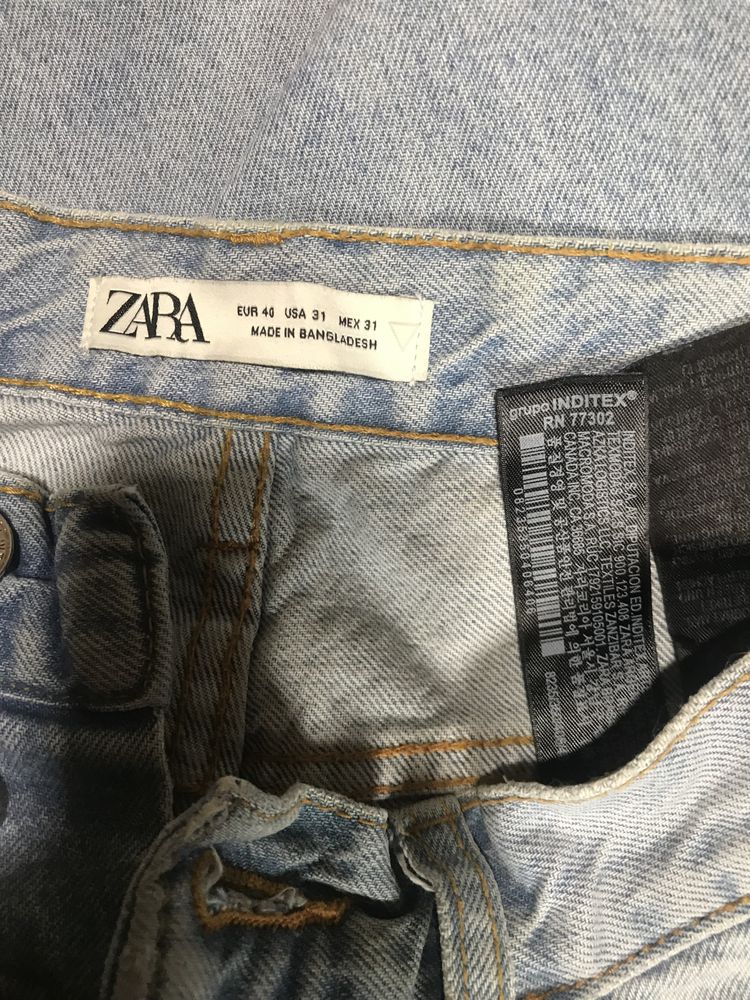 Джинсы Zara