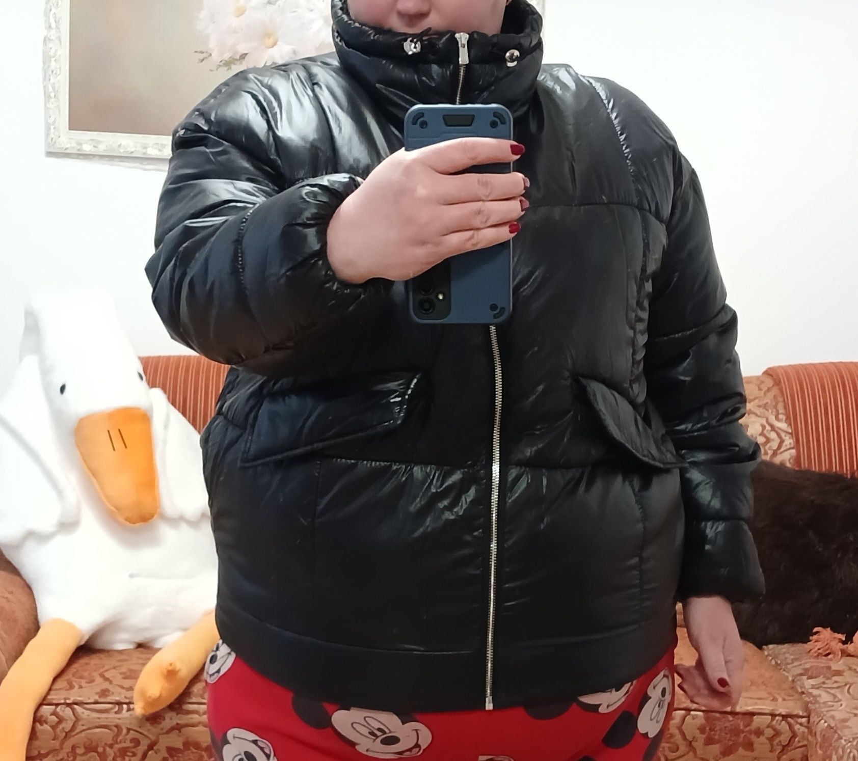 Продам жіночу куртку