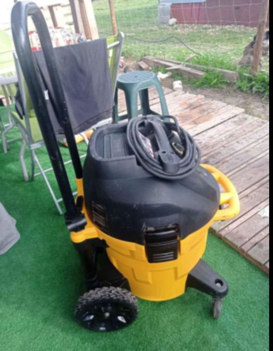 Aspirador dwalt 30 lt