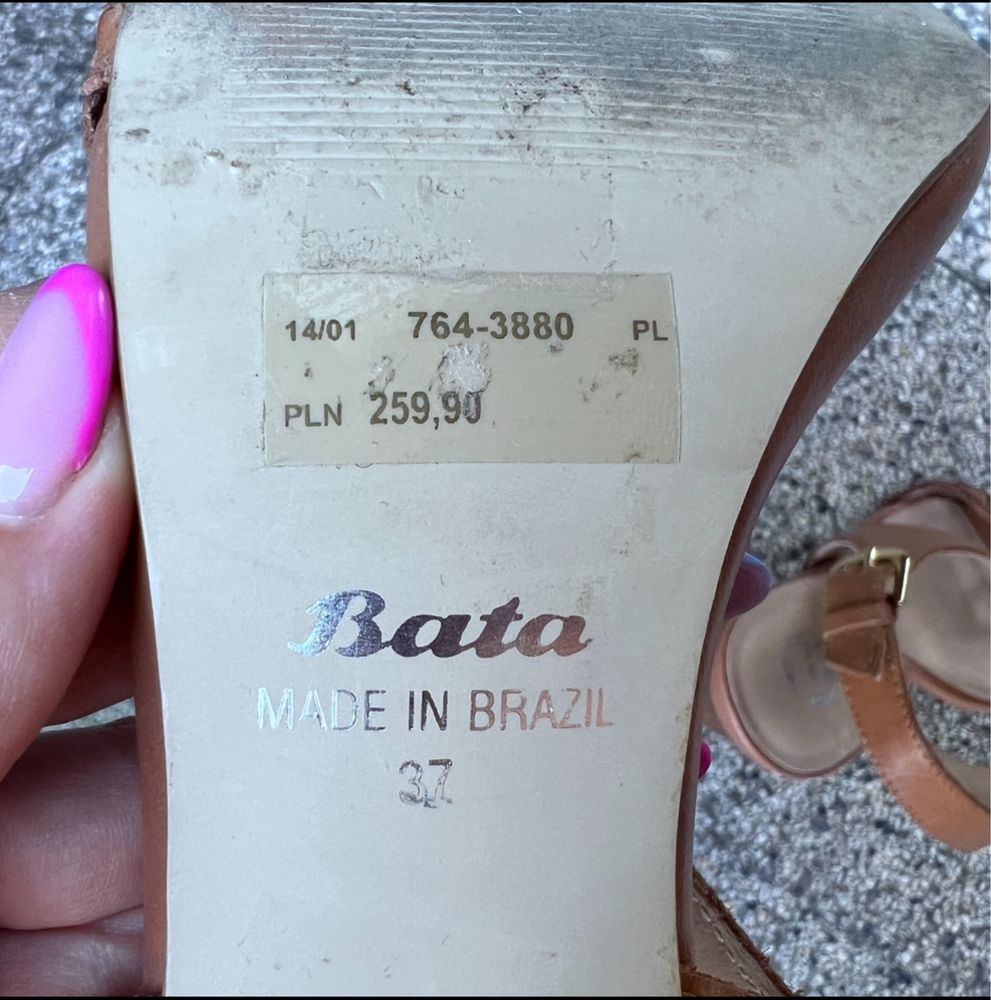 Sandały skórzane  Bata 37