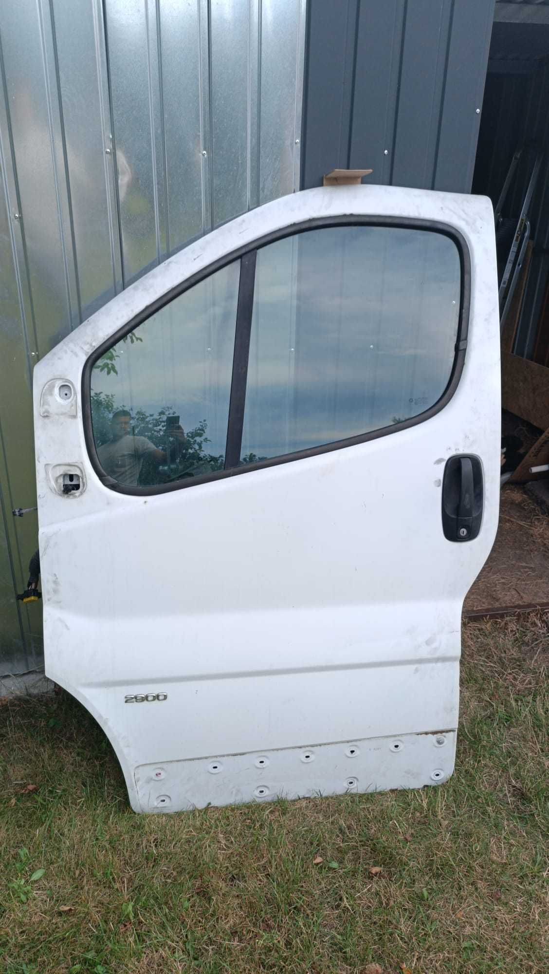Drzwi Vivaro Trafic Primastar 474