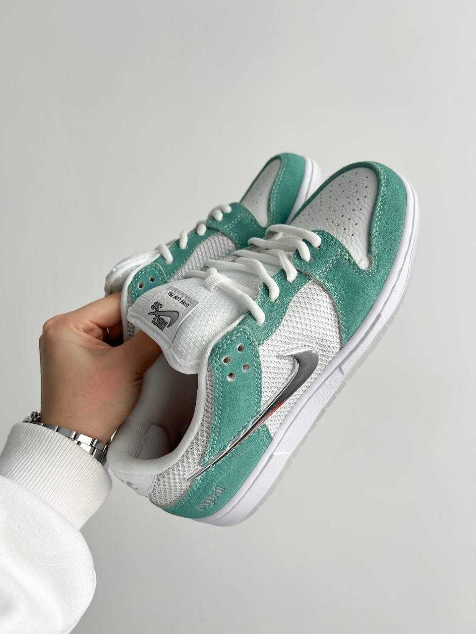 Жіночі кросівки Nike April Skateboards x Dunk Low SB 'Turbo Green'