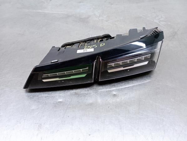 Farolim da mala direito PEUGEOT 308 III