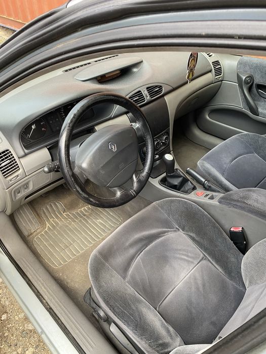 Renault Laguna 2 II 1.8 2001 Expression wazny przeglad OC