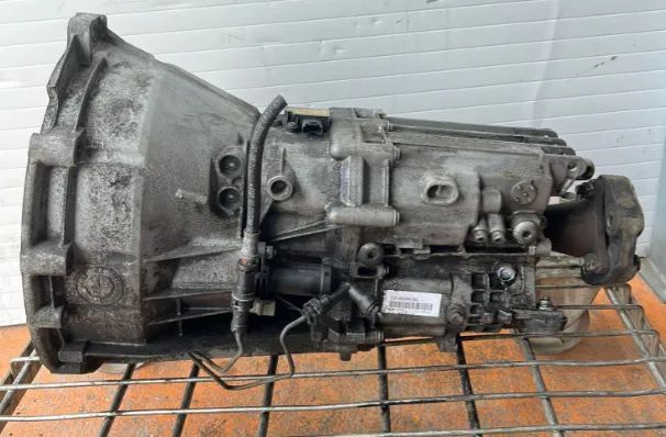 Caixa de Velocidades 116D/118D E81/E87/320D E90/E91 Ref: 23007533818/2170017396