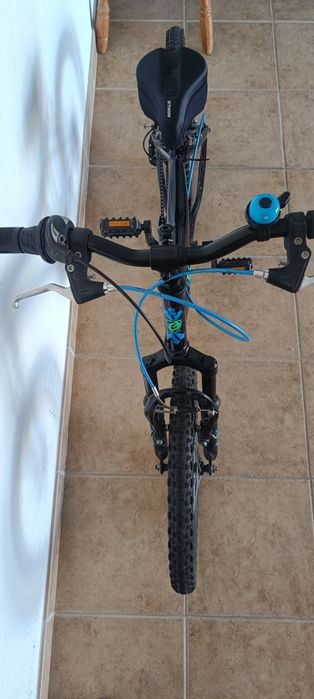 Bicicleta Berg Junior Roda 20 com capa almofada no banco