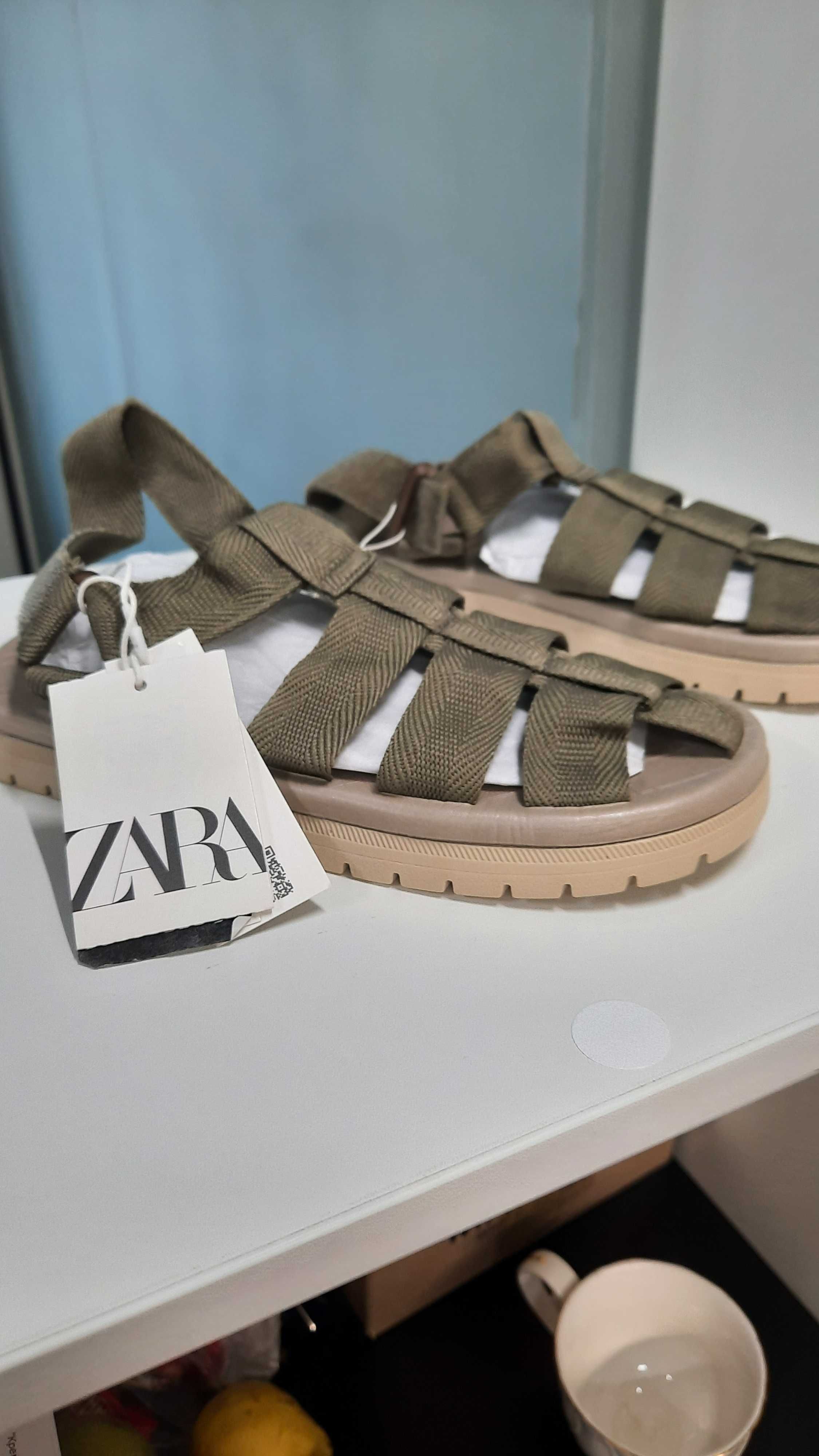 Босоніжки ZARA нові