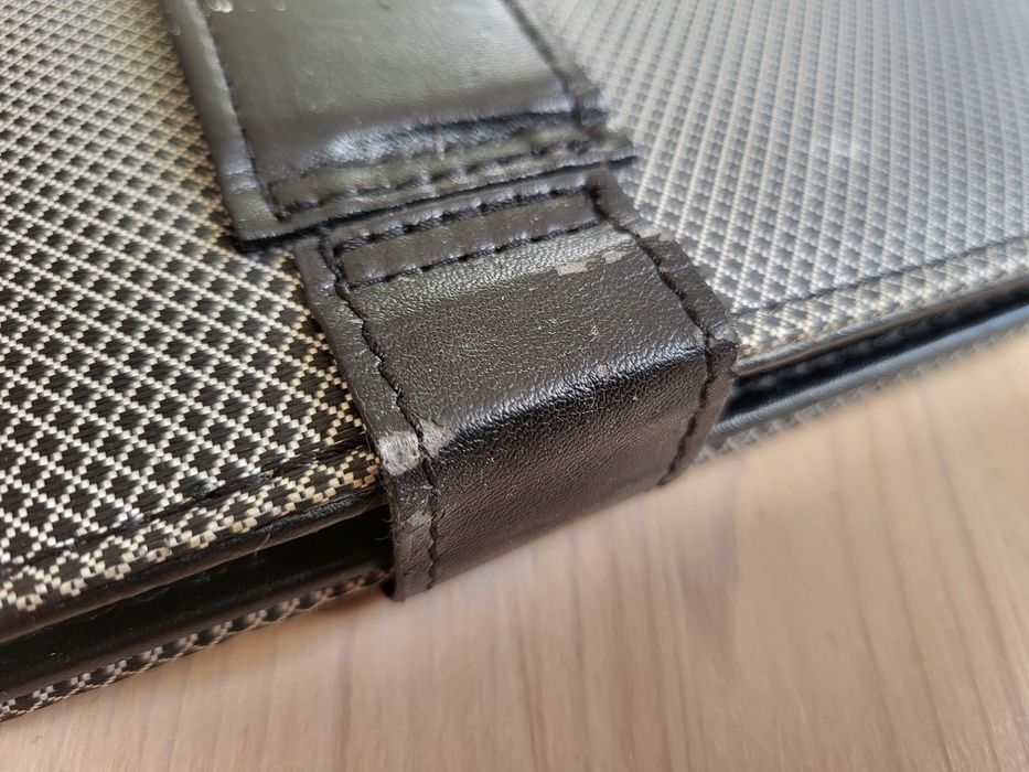 Etui pokrowiec z klawiaturą na tablet