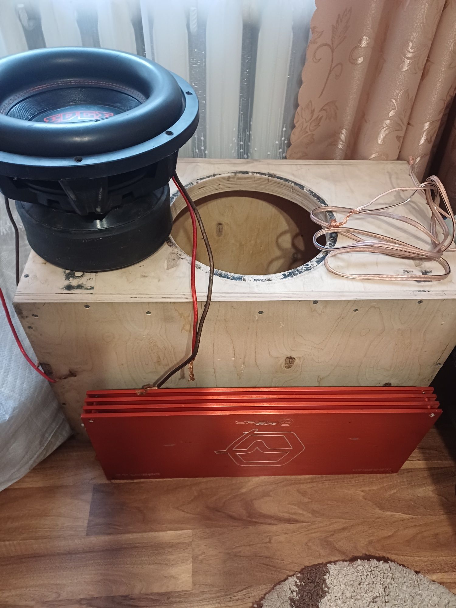 Продам Сабвуфер EDGE EDP122-E6