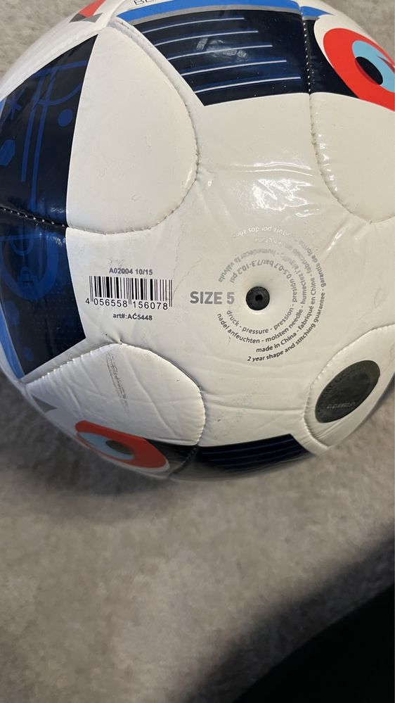 Piłka Adidas do piłki nożnej football Mistrzostwa Europy
