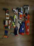 Pistolety nerf z dodatkami