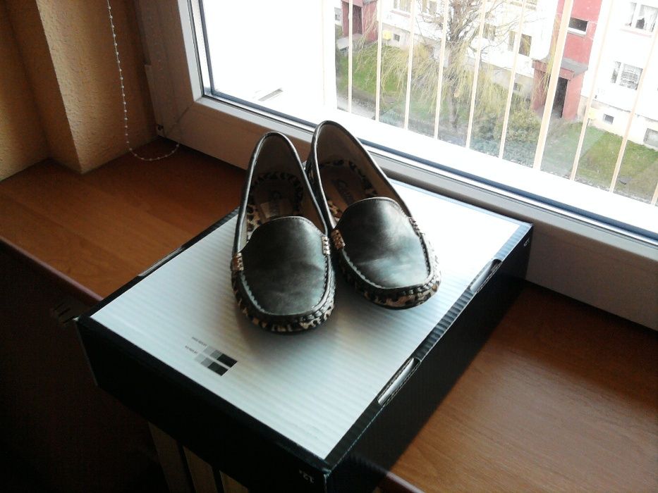 Mokasyny Confort Soft Shoes z kolekcji bucików- 39 / 25 cm !!!